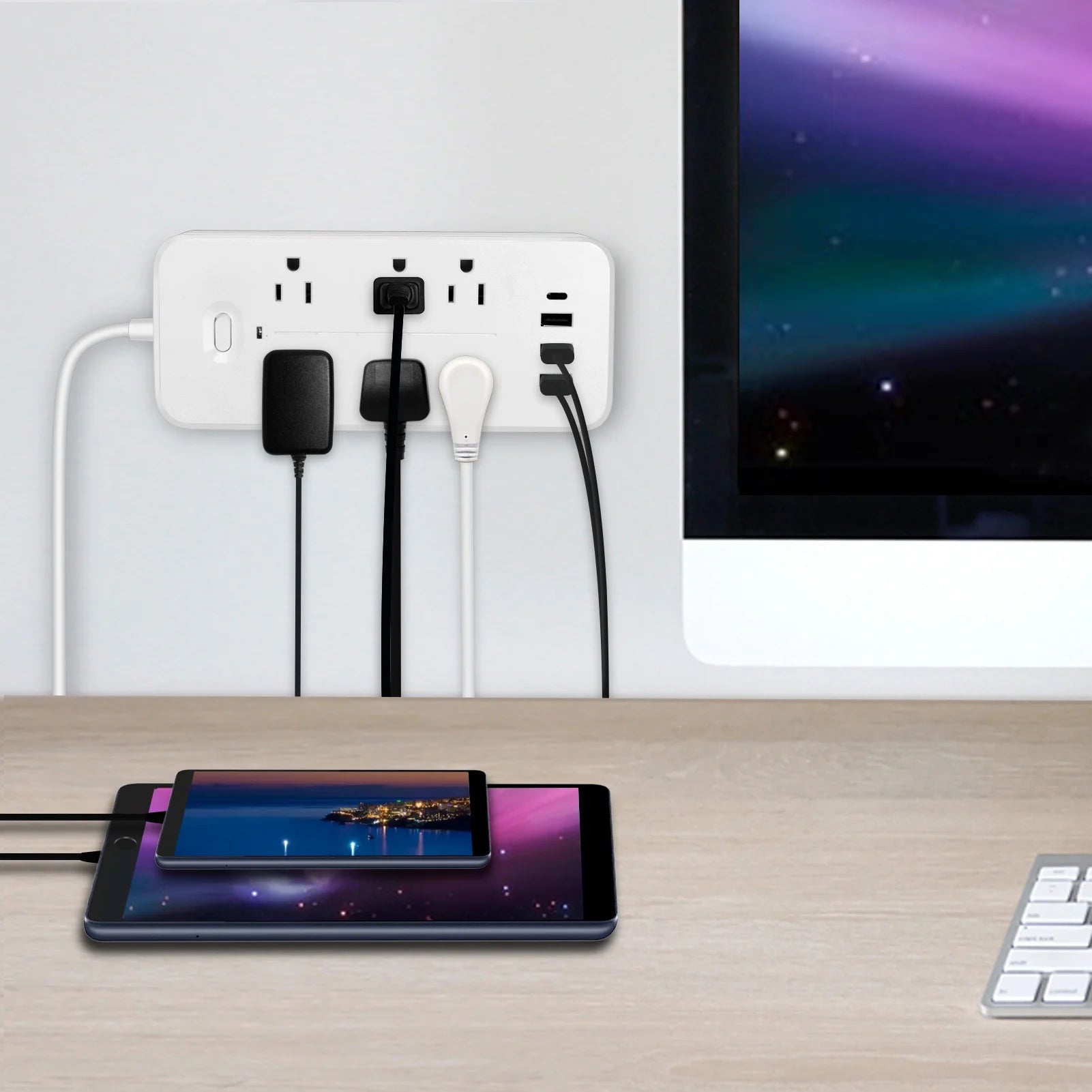 Travel Power Strip, 4Ft Flat Power Strip with USB Ports, Plug Power Strip with 6 Outlets 4 USB Ports (1 Type C), Non Surge Power Strip Cruise, Portable & Neat for Travel/Home /Office